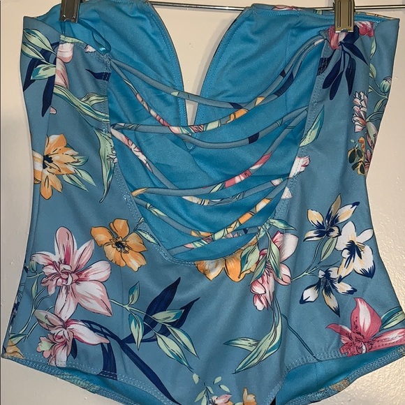 strapless floral body suit - Picture 6 of 7